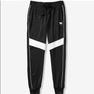 PINK Victoria’s Secret Ultimate Colorblock Joggers